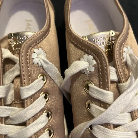 Jack Rogers Lia Satin Sneaker NWOT Sz 7 1/2 - Picture 12 of 15